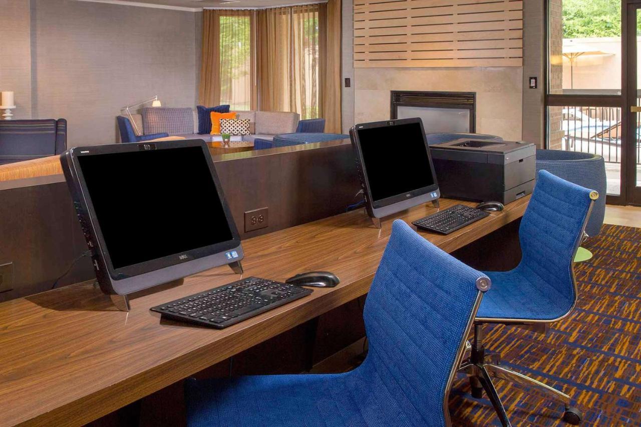 Sonesta Select Durham Research Triangle Park Hotel Екстериор снимка
