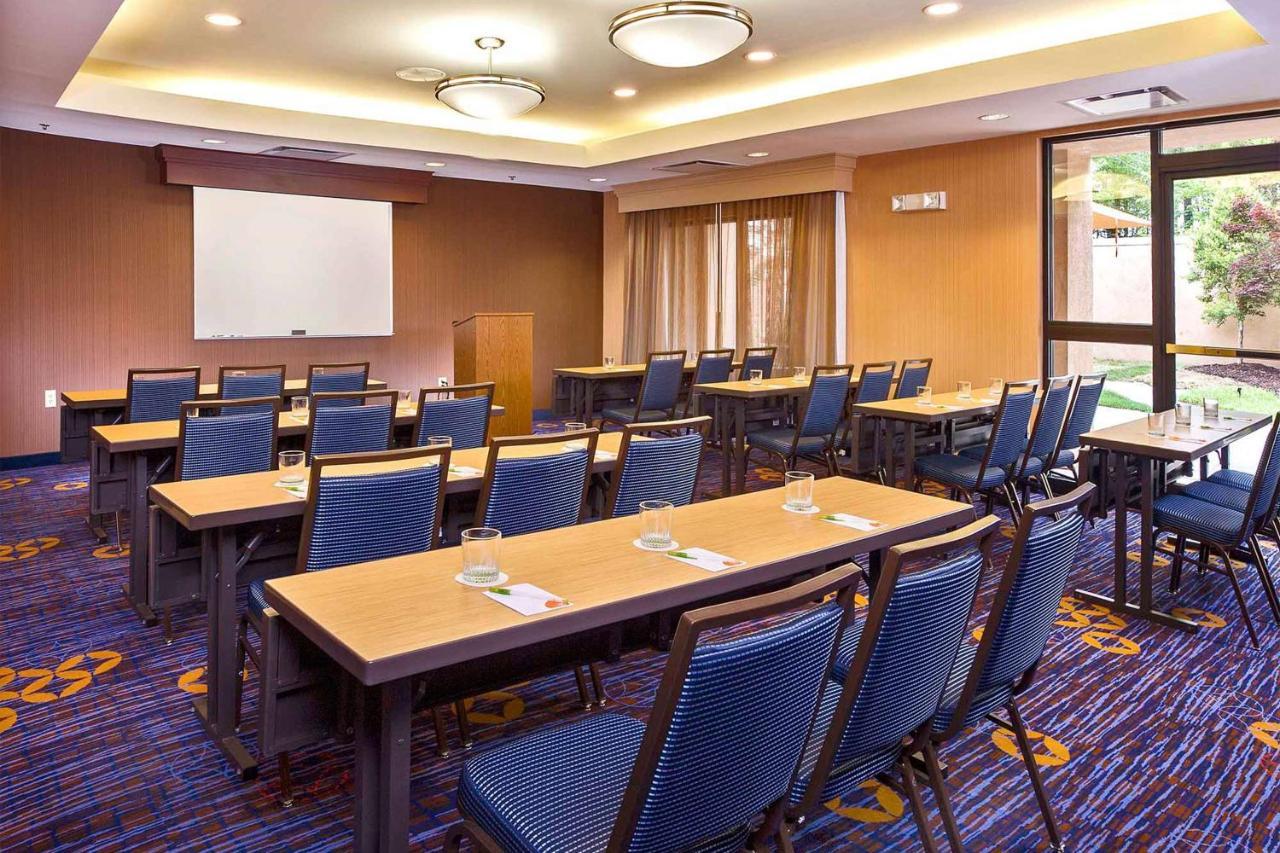Sonesta Select Durham Research Triangle Park Hotel Екстериор снимка